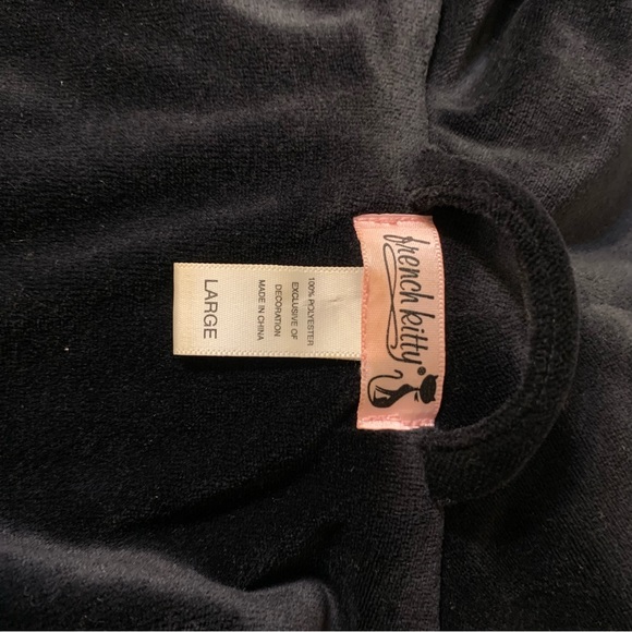 French Kitty Long Sleeved Robe with Waist Tie Size Large - Picture 9 of 16